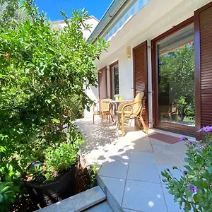 https://apartments-vesna-pula.pula-hotels.org